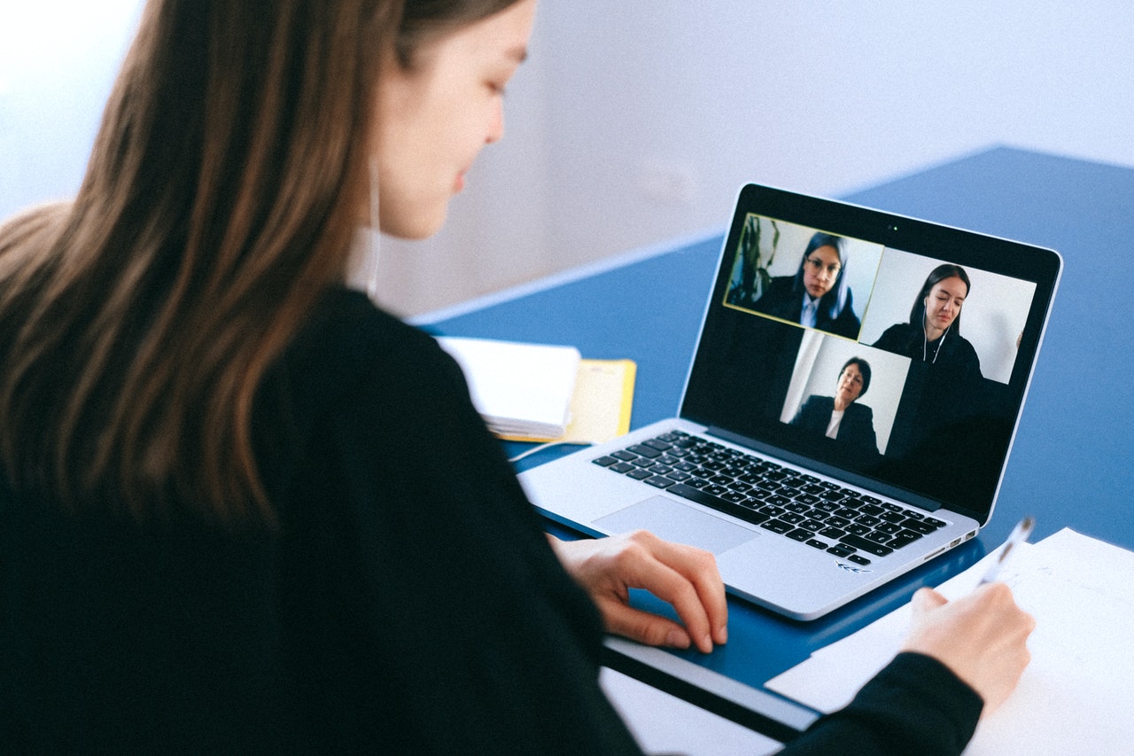 Angielski przez internet. Kurs angielskiego przez internet. Lekcje angielskiego przez Skype. Zajęcia angielskiego online.